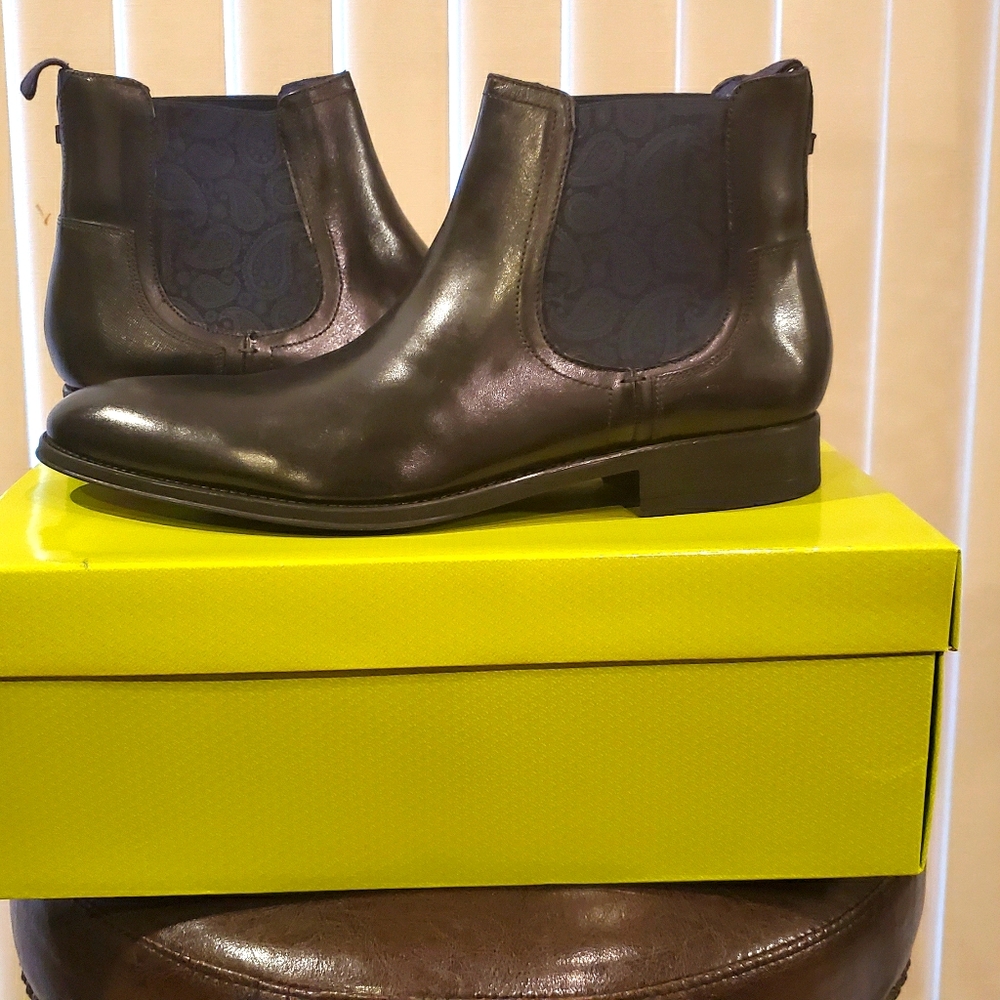Ted Baker London Chelsea Boots